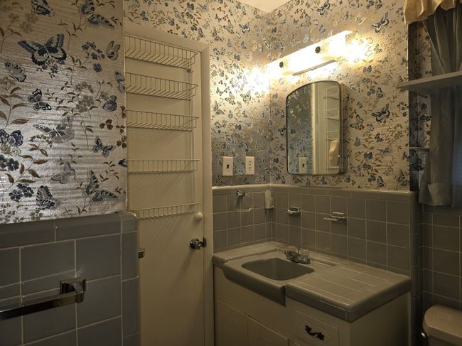 410 Muriel Dr, House other with 3 bedrooms, 2 bathrooms and null parking in Garland TX | Image 9