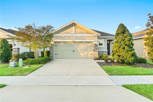 5260 Sunshine Dr, WILDWOOD, FL, 34785-7756 | Card Image