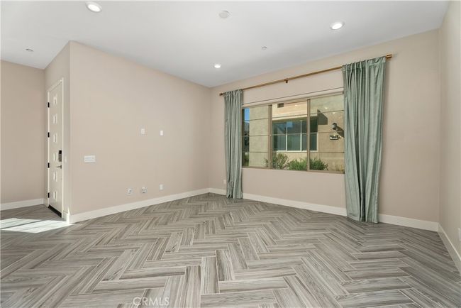 153 Interval, Condo with 3 bedrooms, 3 bathrooms and 2 parking in Irvine CA | Image 9