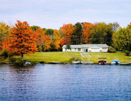 11328 Old Pierce Rd, Stanwood, MI, 49346 | Card Image