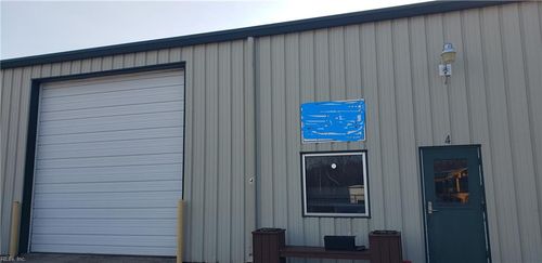 4-25000 Shady Brook Trl, Courtland, VA, 23837-2018 | Card Image