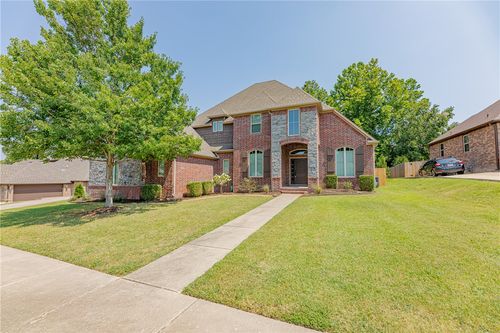 2300 Nw Willow St, Bentonville, AR, 72712-4491 | Card Image