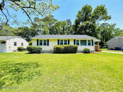 502 Dogwood Ln, Jacksonville, NC, 28540-4933 | Card Image