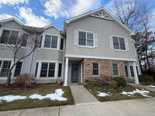 117 Pond View Dr, Port Washington, NY, 11050-2454 | Card Image