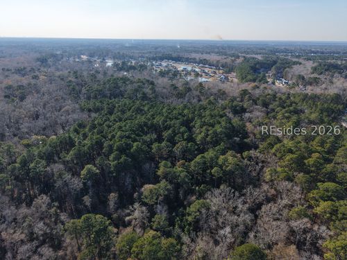125 Old Miller Rd, Bluffton, SC, 29910-5503 | Card Image