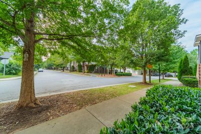 867 Academy Street, Townhouse with 4 bedrooms, 3 bathrooms and null parking in Charlotte NC | Image 2