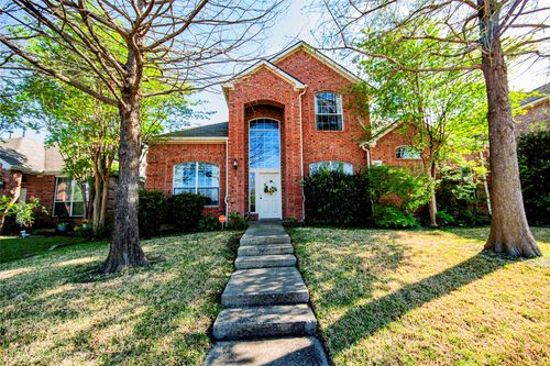 5917 Big Pine Dr, Mckinney, TX, 75070-9586 | Card Image