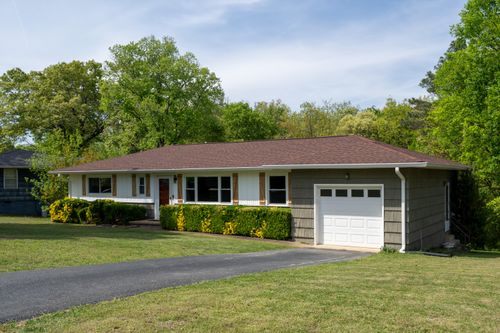 3909 Forest Highland Dr, Chattanooga, TN, 37415-3510 | Card Image