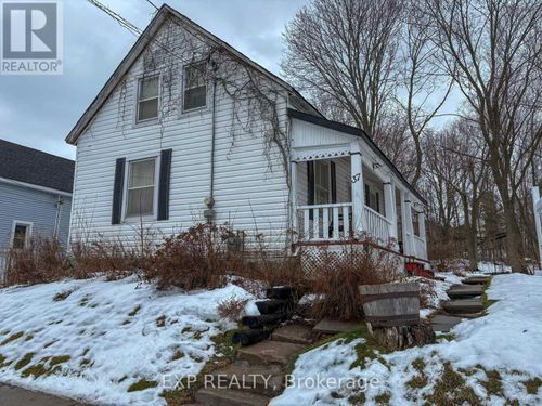 37 Mutual Avenue, Renfrew, ON, K7V3R4 | Card Image