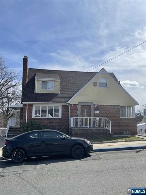 534 Kearney Ave, Cliffside Park, NJ, 07010-2288 | Card Image