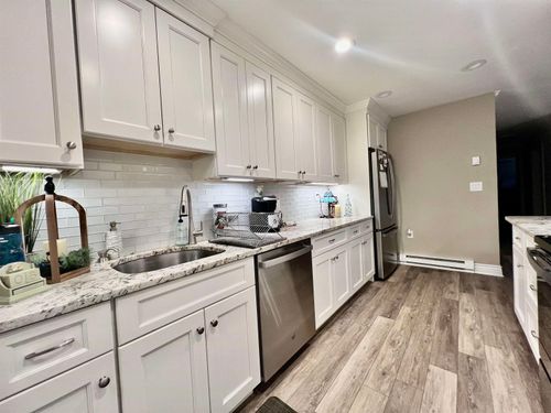 11 Pine Cluster Cir, Manalapan, NJ, 07726-1972 | Card Image