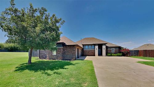 2433 Nw 173rd St, Edmond, OK, 73012-7162 | Card Image