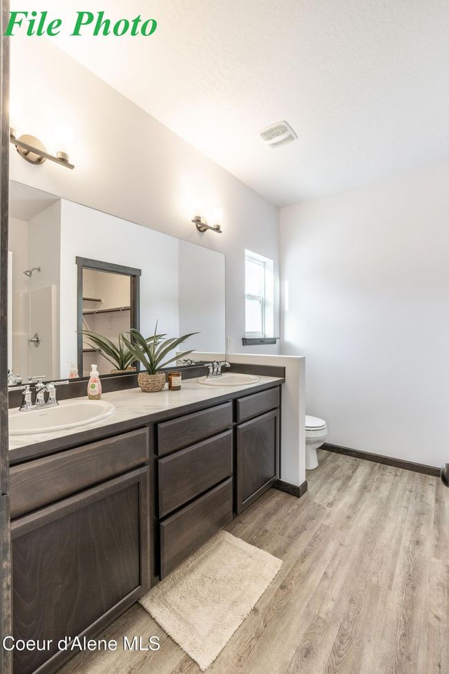7865 N Mocha Loop, Townhouse with 2 bedrooms, 2 bathrooms and null parking in Coeur D Alene ID | Image 9