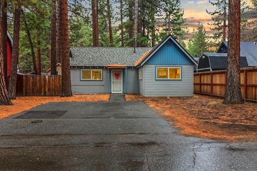 2520 Osborne Ave, South Lake Tahoe, CA, 96150-7661 | Card Image
