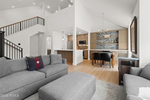 3b-2100 Canyons Resort Dr, Park City, UT, 84098-6553 | Card Image