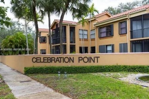 205-8-15525 N Miami Lakeway N, Miami Lakes, FL, 33014 | Card Image