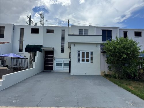 1 Calle Curaçao B34, Guaynabo, PR, 00969 | Card Image