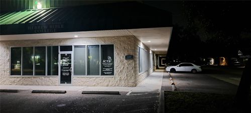 ste-16-3249 Old Winter Garden Rd, Orlando, FL, 32805-1106 | Card Image