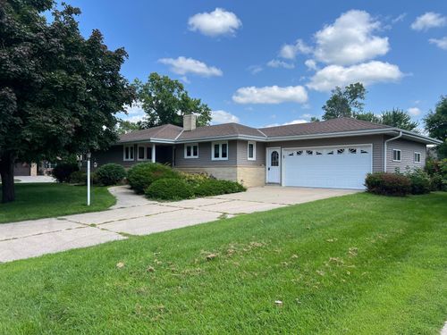 339 Nw 6th St, Buffalo Lake, MN, 55314-1005 | Card Image