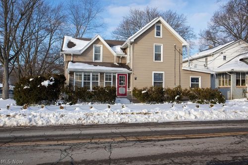 18 E Salem St, Columbiana, OH, 44408-1109 | Card Image