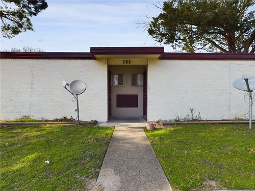 apt-c-308 Ehlinger Dr, Bryan, TX, 77801-3366 | Card Image