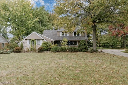 22813 Halburton Rd, Beachwood, OH, 44122-3960 | Card Image