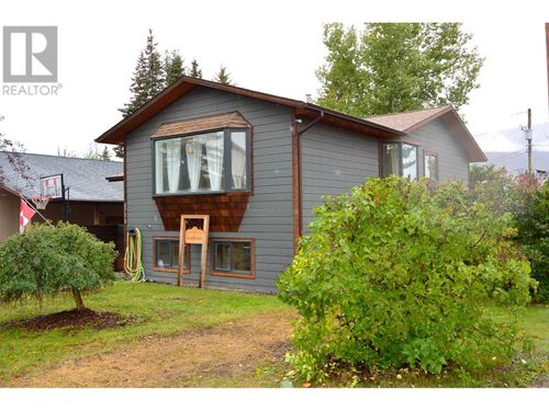 3773 14th Ave, Smithers, BC, V0J2N6 | Card Image