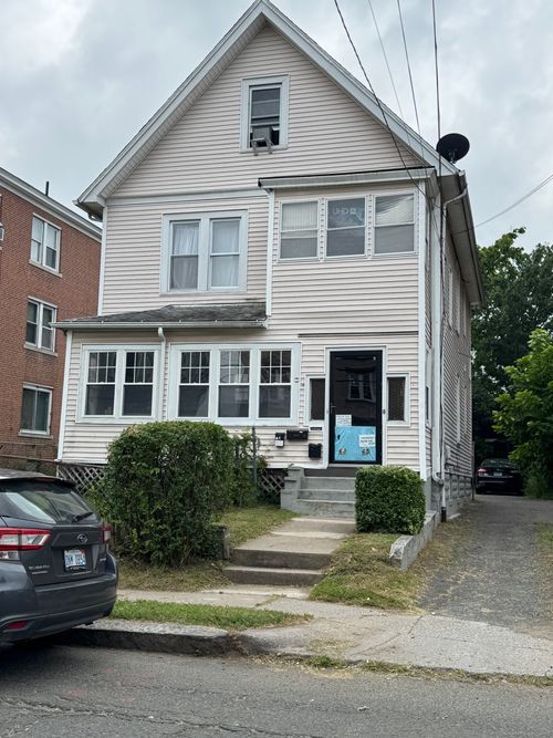 63 Standish St, Hartford, CT, 06114-2644 | Card Image