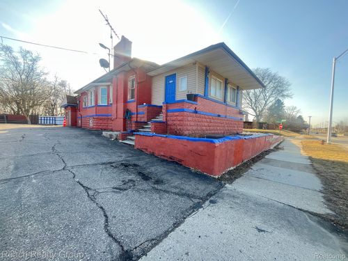 22755 Grand River Ave, Detroit, MI, 48219-3113 | Card Image