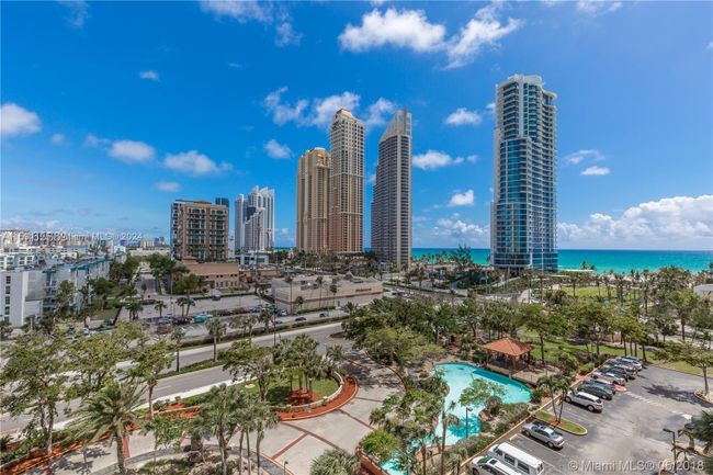 707 - 210 174th St, Condo with 2 bedrooms, 2 bathrooms and null parking in Sunny Isles Beach FL | Image 8