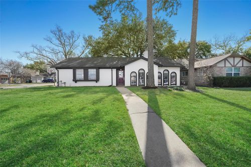9703 Philmont Dr, Houston, TX, 77080-1235 | Card Image