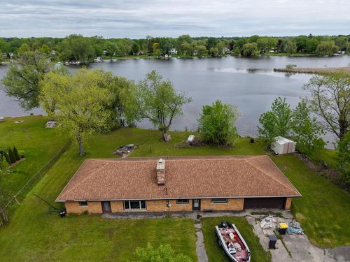 3468 S Shore Drive, Richfield, WI, 53033 | Card Image