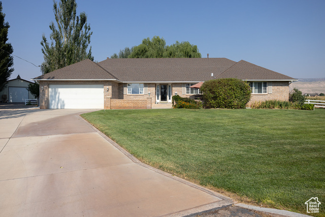 910 , Richfield, UT 84701