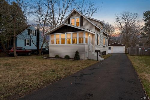 718 Matty Ave, Syracuse, NY, 13211-1310 | Card Image