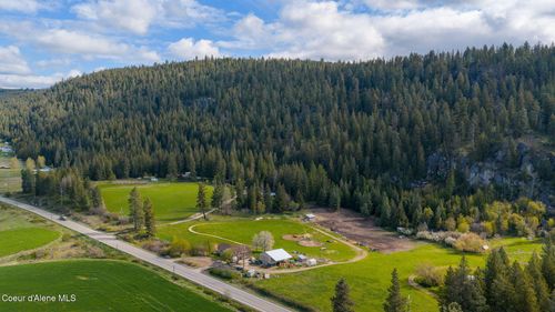 520409 Highway 95, Bonners Ferry, ID, 83805-5086 | Card Image