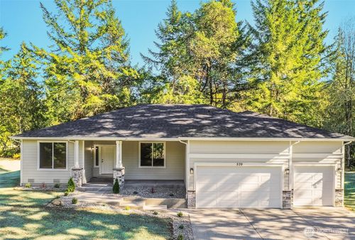 539 198th Avenue Ct Nw, Lakebay, WA, 98349-9043 | Card Image