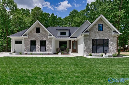 28 Bluff Creek Cir Se, Huntsville, AL, 35803-1986 | Card Image