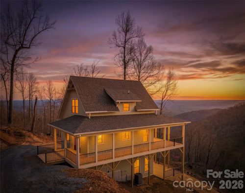 2272 Pinnacle Pkwy, Union Mills, NC, 28167-7704 | Card Image