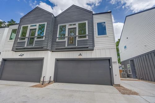 5105 Mallow St, Houston, TX, 77033-3908 | Card Image