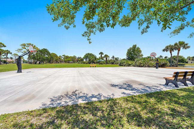 6238 Dania St, House other with 3 bedrooms, 2 bathrooms and null parking in Jupiter FL | Image 29