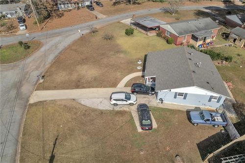 1195 Dantel Ct, Stone Mountain, GA, 30083-2101 | Card Image