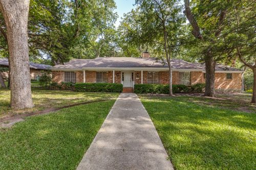 10812 Lochspring Dr, Dallas, TX, 75218-1228 | Card Image