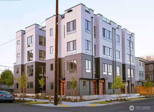 444 13th Ave, Seattle, WA, 98122 | Card Image