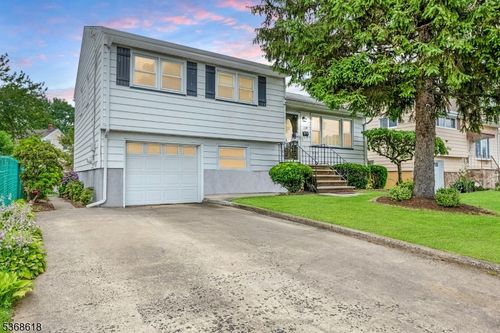 724 Bloomfield Ave, Clifton, NJ, 07012-1238 | Card Image