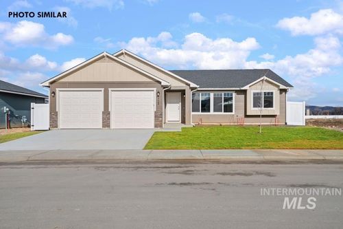 1685 Rapid Rd, Emmett, ID, 83617-1441 | Card Image