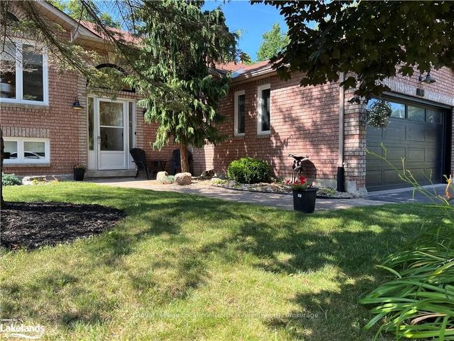 104 Leo Blvd, House other with 5 bedrooms, 1 bathrooms and 4 parking in Wasaga Beach ON | Image 4