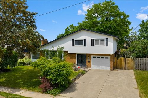 6937 Waterloo Dr, Niagara Falls, ON, L2J1E3 | Card Image