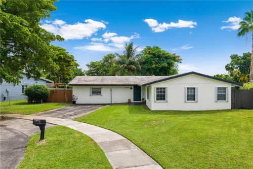 10331 Sw 130th Ave, Miami, FL, 33186-2360 | Card Image