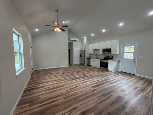 92 Spokan Trl, CRAWFORDVILLE, FL, 32327-2864 | Card Image
