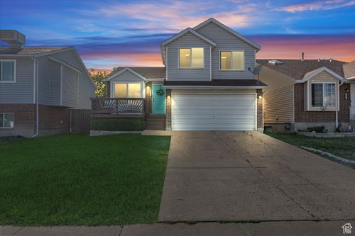 7984 S Saint Ives Ln, West Jordan, UT, 84088-7614 | Card Image
